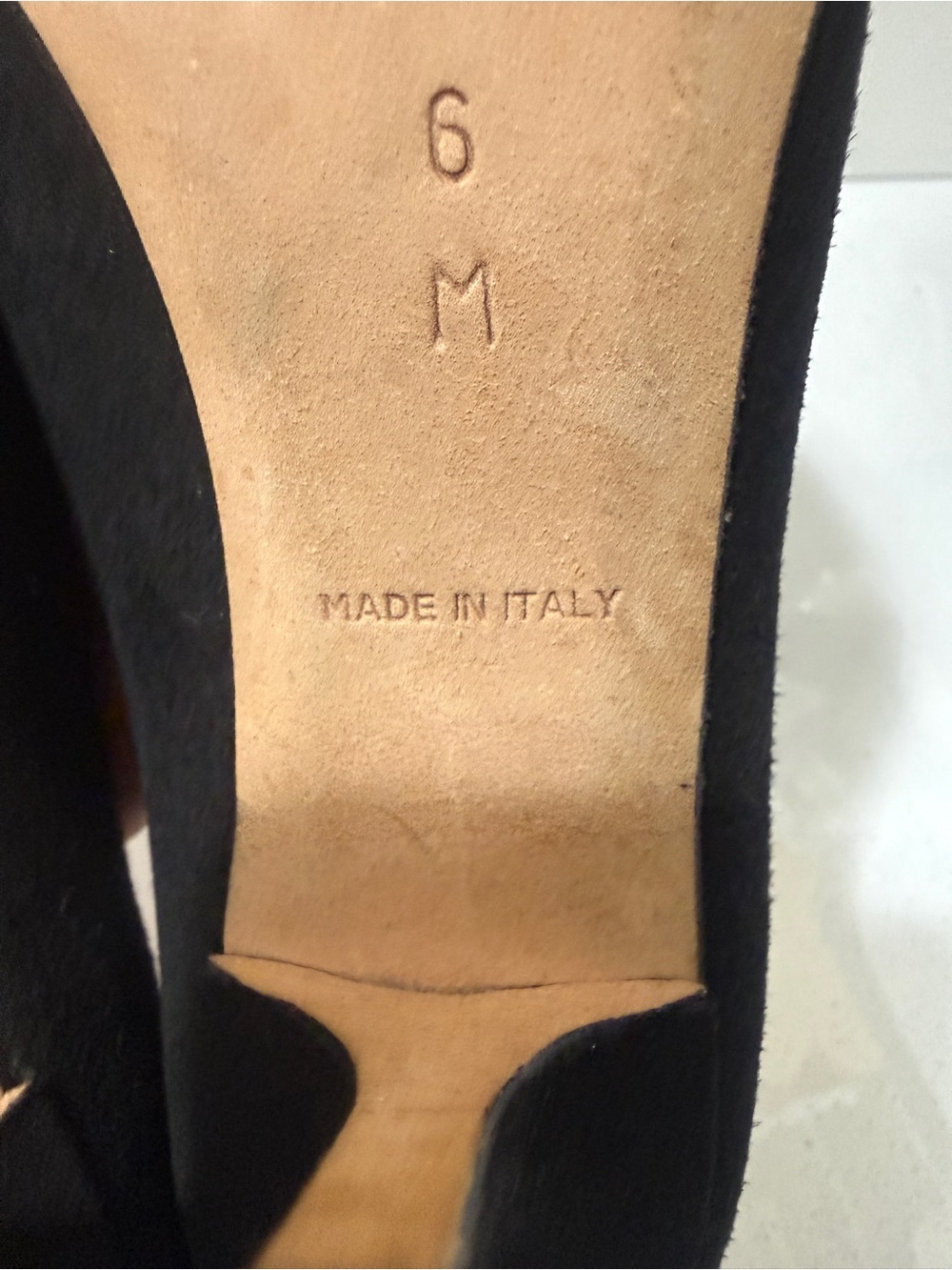 Kate Spade Black Suede Pumps with Red Trim and Floral Accent.Made in Italy - Picture 15 of 15